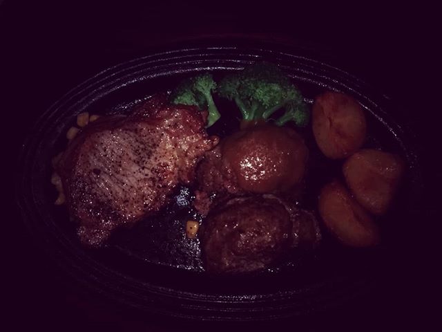 五反田　銭場精肉店にて