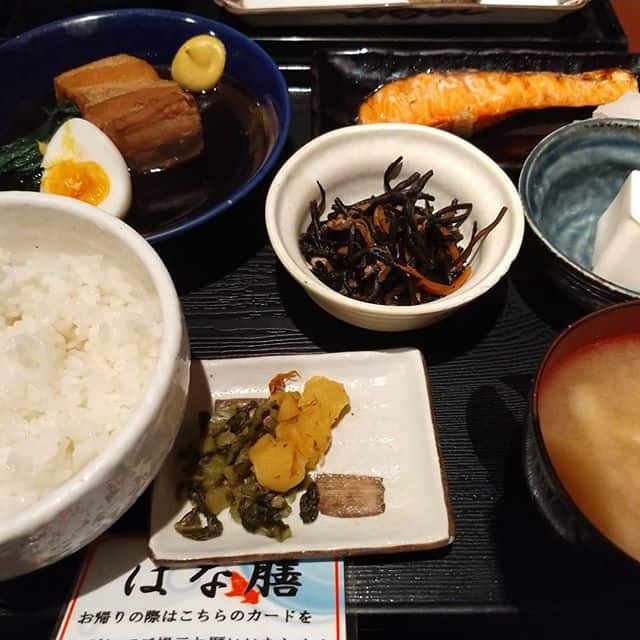 五反田焼酎屋 花善にて