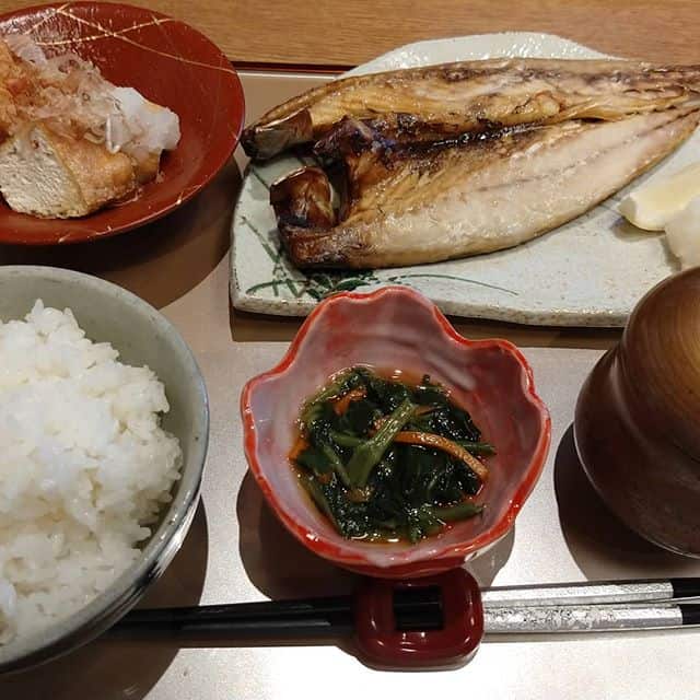 くずし割烹ぼんた　ハピリン店にて