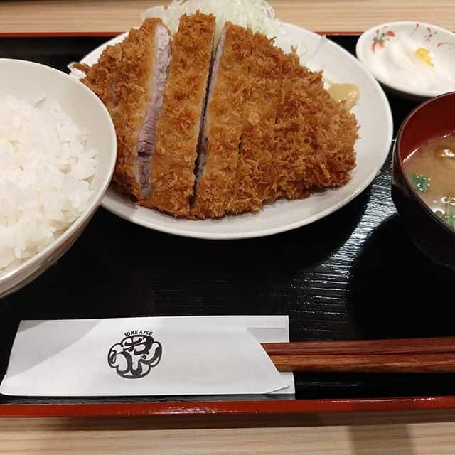 とんかつ おりべにて